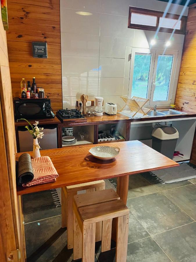 Bungalow Kura โมโอเรอา ภายนอก รูปภาพ